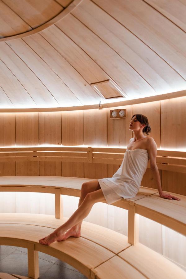 Botaniq Castle Of Tura - Small Luxury Hotels Of The World エクステリア 写真