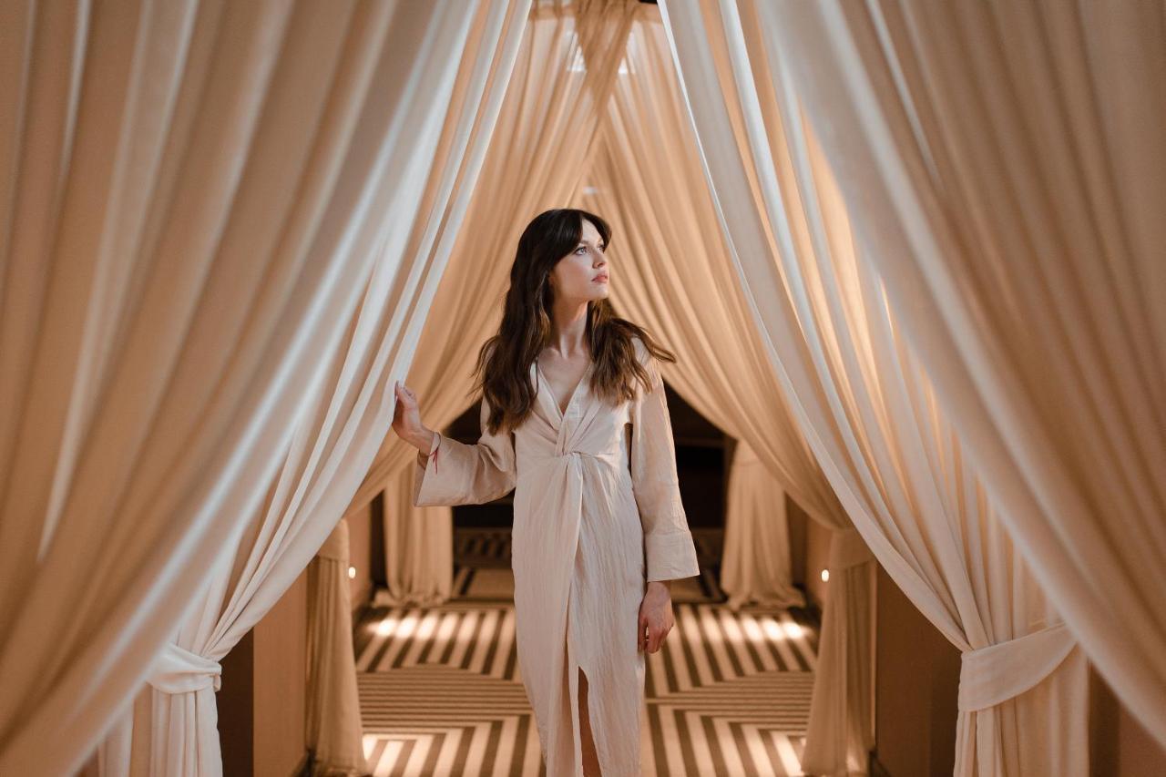 Botaniq Castle Of Tura - Small Luxury Hotels Of The World エクステリア 写真